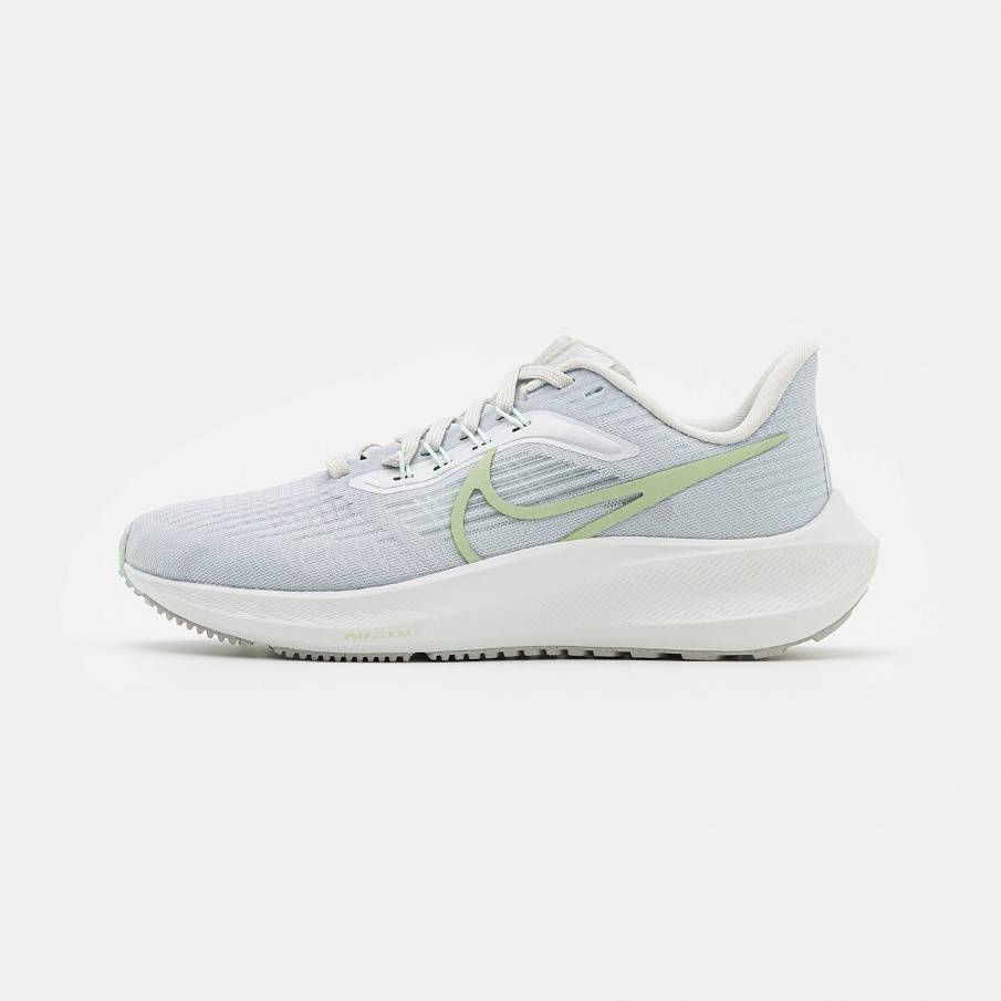 Фото № 1 с приближением к товару «‎Nike Air Zoom Pegasus 39»