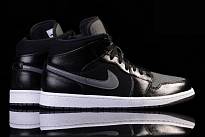 Фото № 2 с приближением к товару «‎Nike Air Jordan 1 Retro Premium Winterized »
