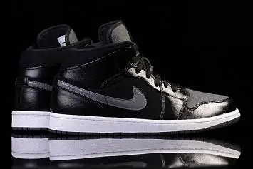 Nike Air Jordan 1 Retro Premium Winterized  - 2