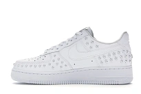Фото № 6 с приближением к товару «‎Nike Air Force 1 Low 07 XX White Studded »