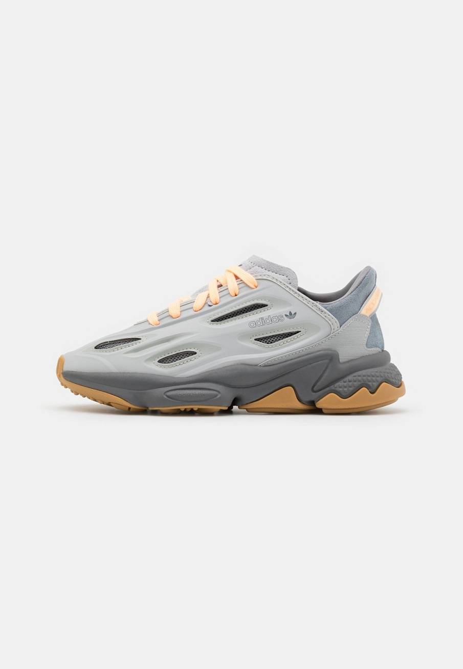 Фото № 1 с приближением к товару «‎Adidas Ozweego Celox »
