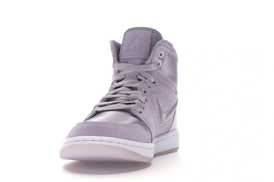 Фото № 2 с приближением к товару «‎Jordan 1 Retro High Season of Her Barley Grape »