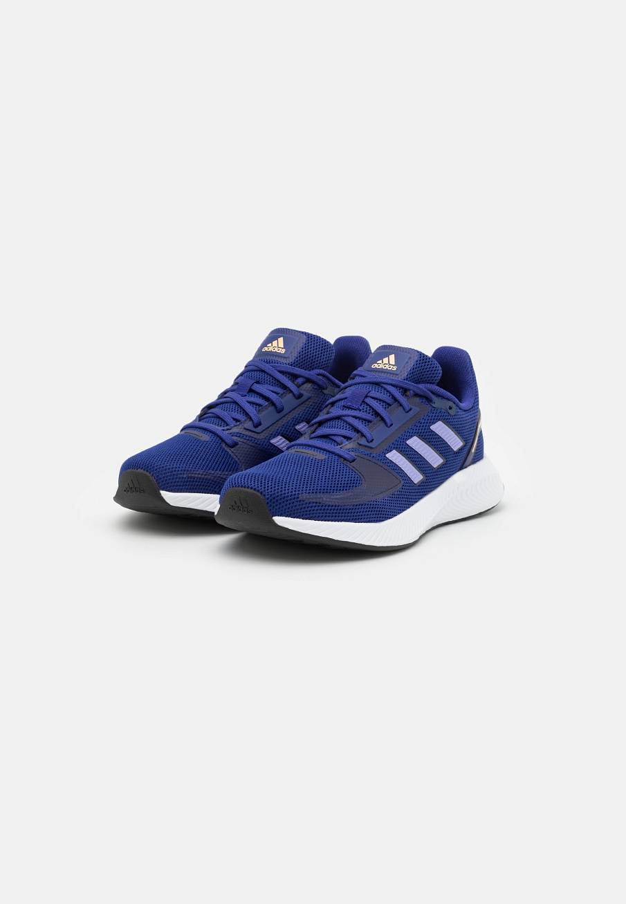 Фото № 2 с приближением к товару «‎Adidas 2.0»