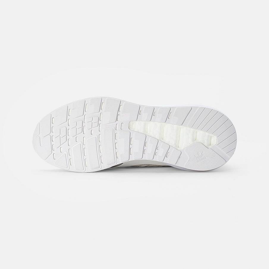 Фото № 5 с приближением к товару «‎Adidas ZX 2K Boost 2.0 »