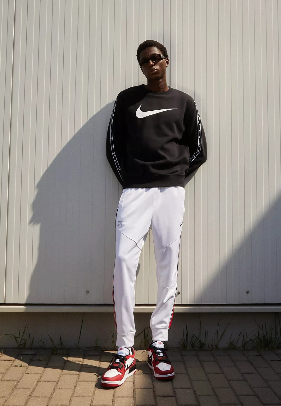 Фото № 4 с приближением к товару «‎AIR JORDAN LEGACY 312»