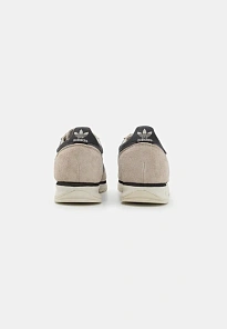 Фото № 3 с приближением к товару «‎SL 72 RS UNISEX»