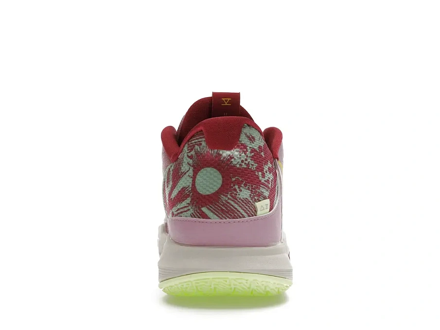 Фото № 4 с приближением к товару «‎Nike Kyrie Low 5 1 World 1 People Orchid»