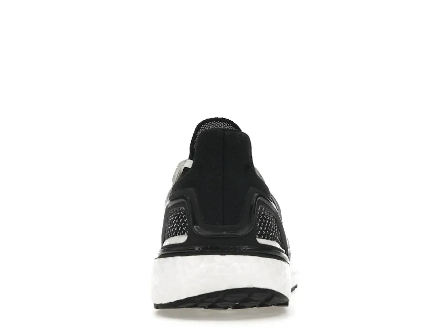 Фото № 4 с приближением к товару «‎adidas Ultra Boost 19.5 DNA White Black Marble»