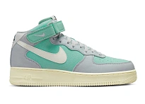 Фото № 1 с приближением к товару «‎Nike Air Force 1 Mid 07 LX Grey Fog Enamel Green»