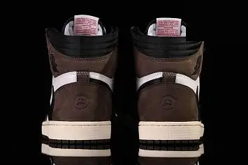 Nike Air Jordan 1 Retro OG X Travis Scott  - 1