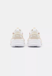 Фото № 3 с приближением к товару «‎RS-X EFEKT PRM»