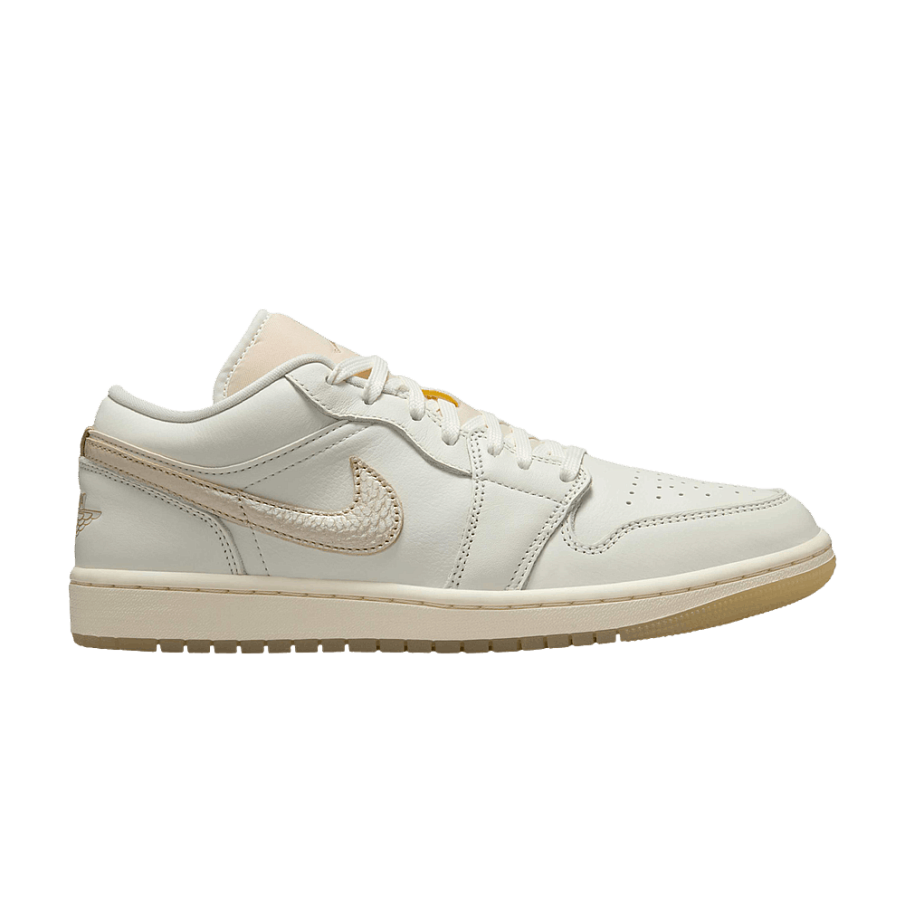 Фото № 1 с приближением к товару «‎Women's Air Jordan 1 Low Hoops Gold Pack»