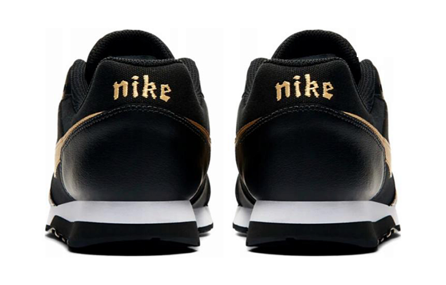 Фото № 4 с приближением к товару «‎ Nike MD Runner 2 Running shoes»