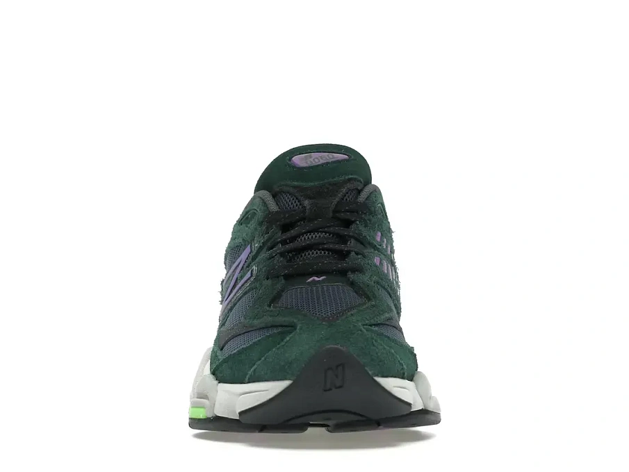 Фото № 2 с приближением к товару «‎New Balance 9060»