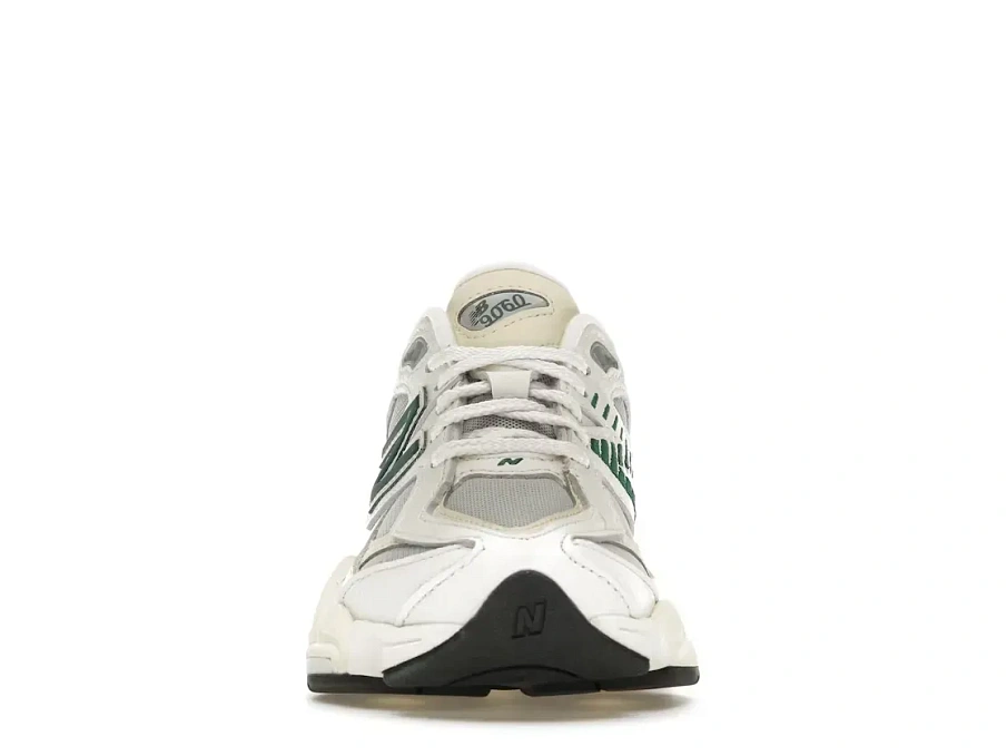 Фото № 2 с приближением к товару «‎New Balance 9060»