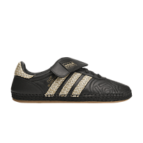 Фото № 1 с приближением к товару «‎CLOT x adidas Mundial Core Black Hemp (JQ6823)»
