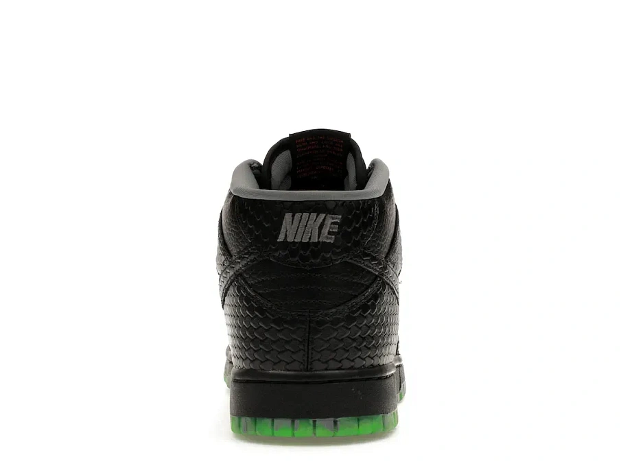 Фото № 4 с приближением к товару «‎Nike Dunk Mid Premium Halloween Headless Horseman»