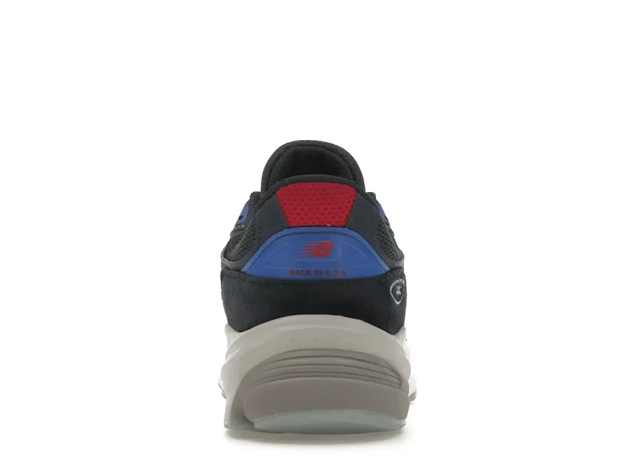 Фото № 4 с приближением к товару «‎New Balance 990v6»