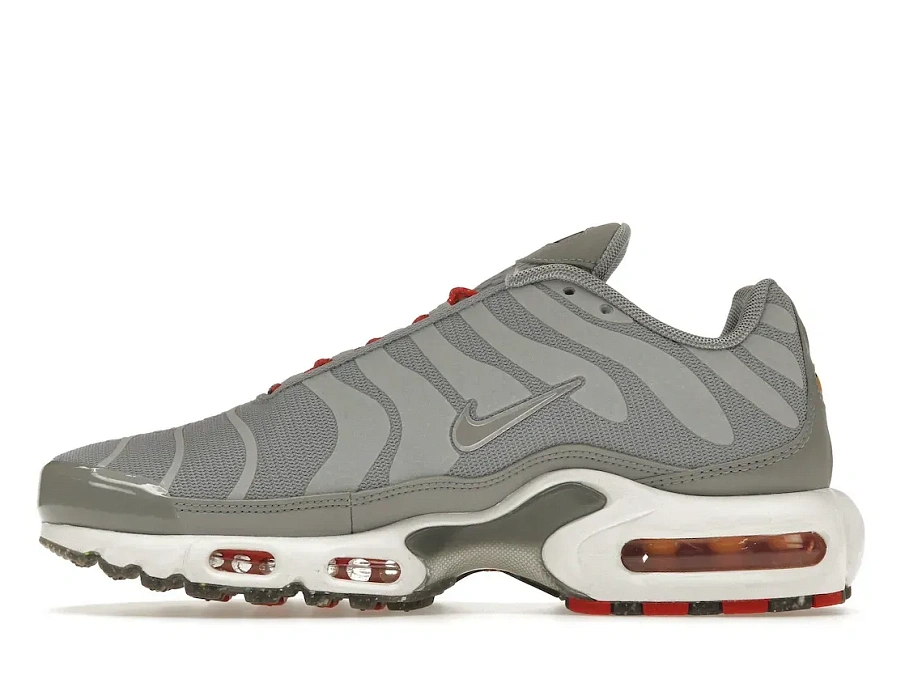 Фото № 3 с приближением к товару «‎Nike Air Max Plus Grey Red»