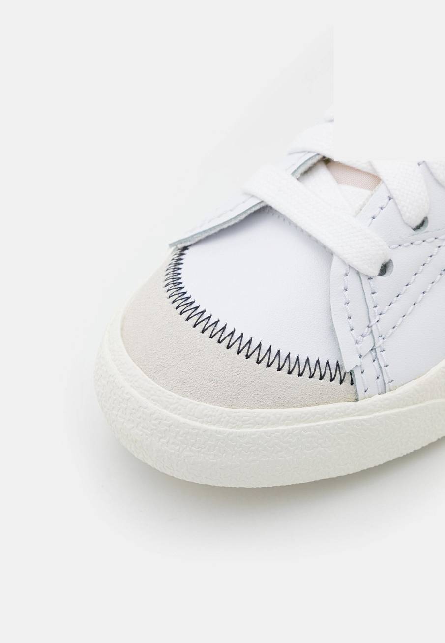 Фото № 3 с приближением к товару «‎Nike Blazer ’77 Jumbo »