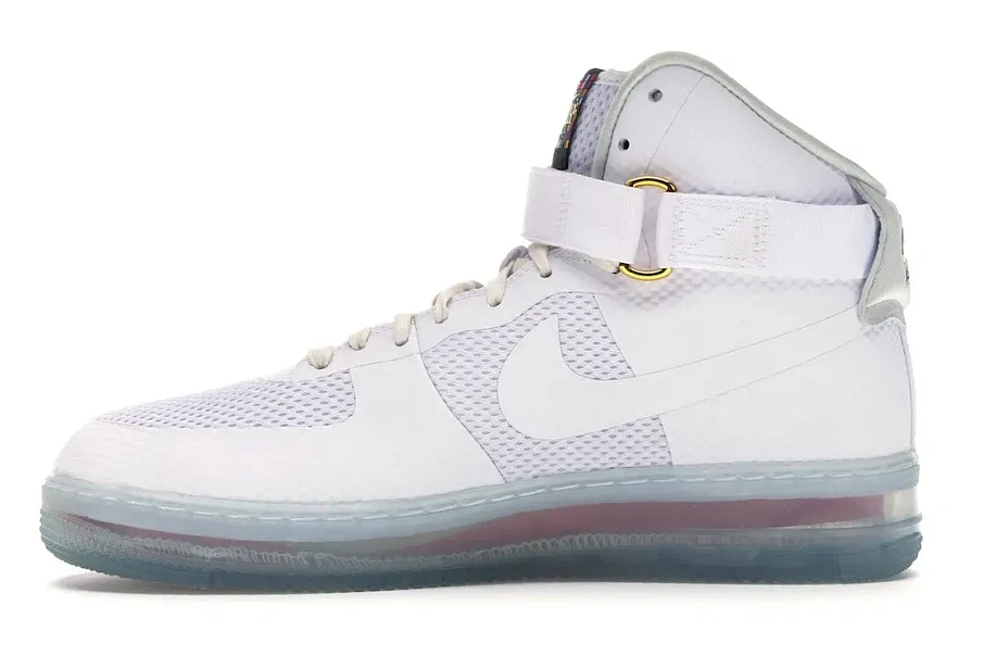 Фото № 3 с приближением к товару «‎Nike Air Force 1 CMFT Lux White»