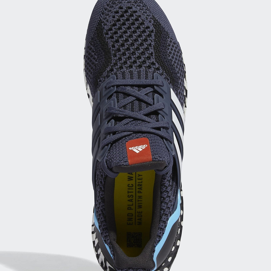 Фото № 3 с приближением к товару «‎Adidas Ultraboost 5.0 Dna »