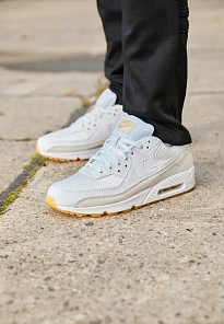 Фото № 1 с приближением к товару «‎AIR MAX»