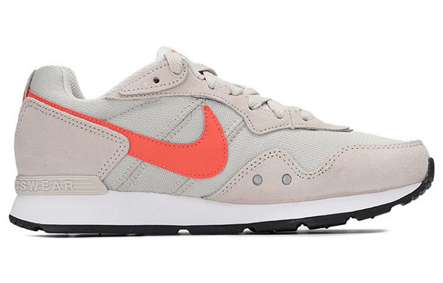 Фото № 2 с приближением к товару «‎Nike Venture Runner GreyWhite Wmns»