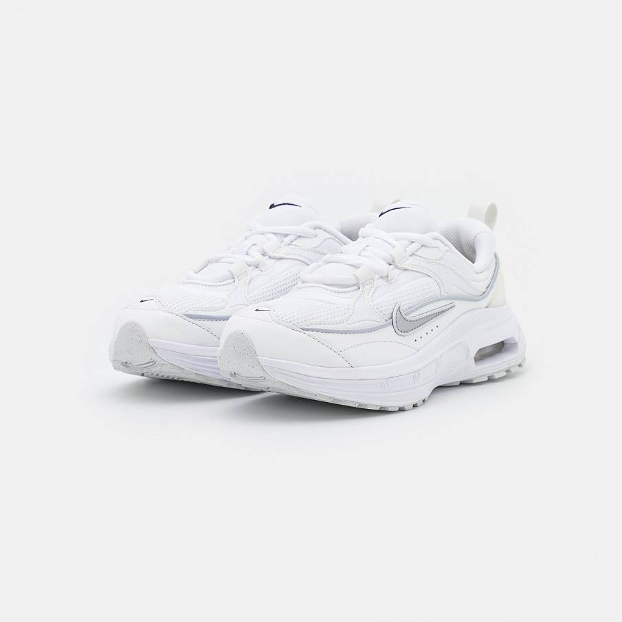 Фото № 3 с приближением к товару «‎Nike W Air Max Bliss NN »