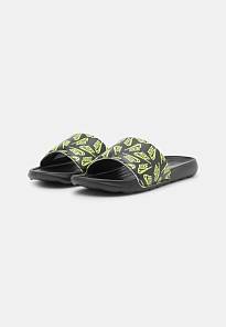 Фото № 1 с приближением к товару «‎Nike Victori One Slide Print»