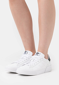 Фото № 2 с приближением к товару «‎Adidas Court Tourino »
