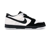 Фото № 1 с приближением к товару «‎Nike Dunk Low»