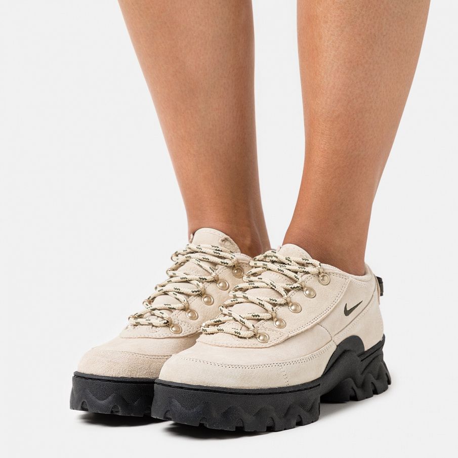 Фото № 2 с приближением к товару «‎Nike Lahar »