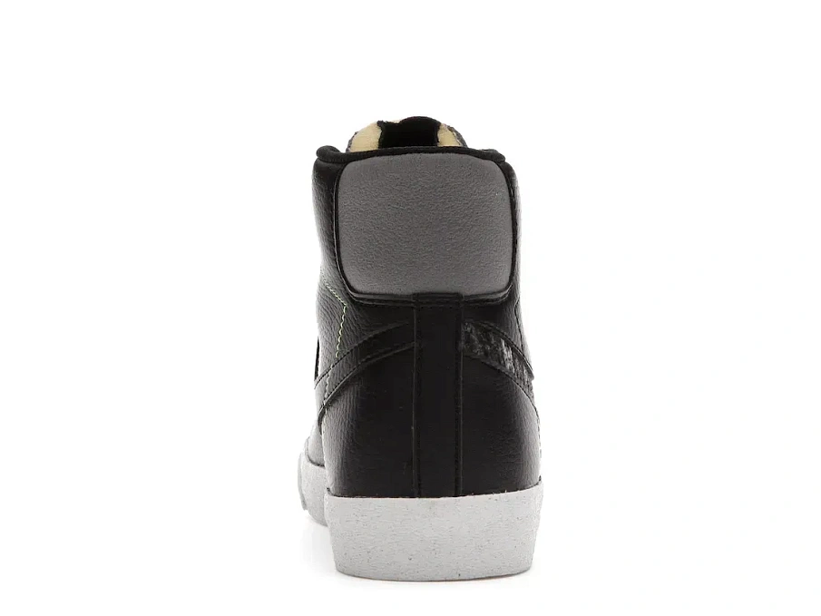 Фото № 4 с приближением к товару «‎Blazer Mid '77 Vintage Black Light Bone»