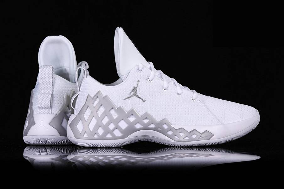 Фото № 3 с приближением к товару «‎Nike Air Jordan Jumpman Diamond »