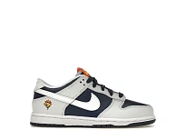 Фото № 1 с приближением к товару «‎Nike Dunk Low»