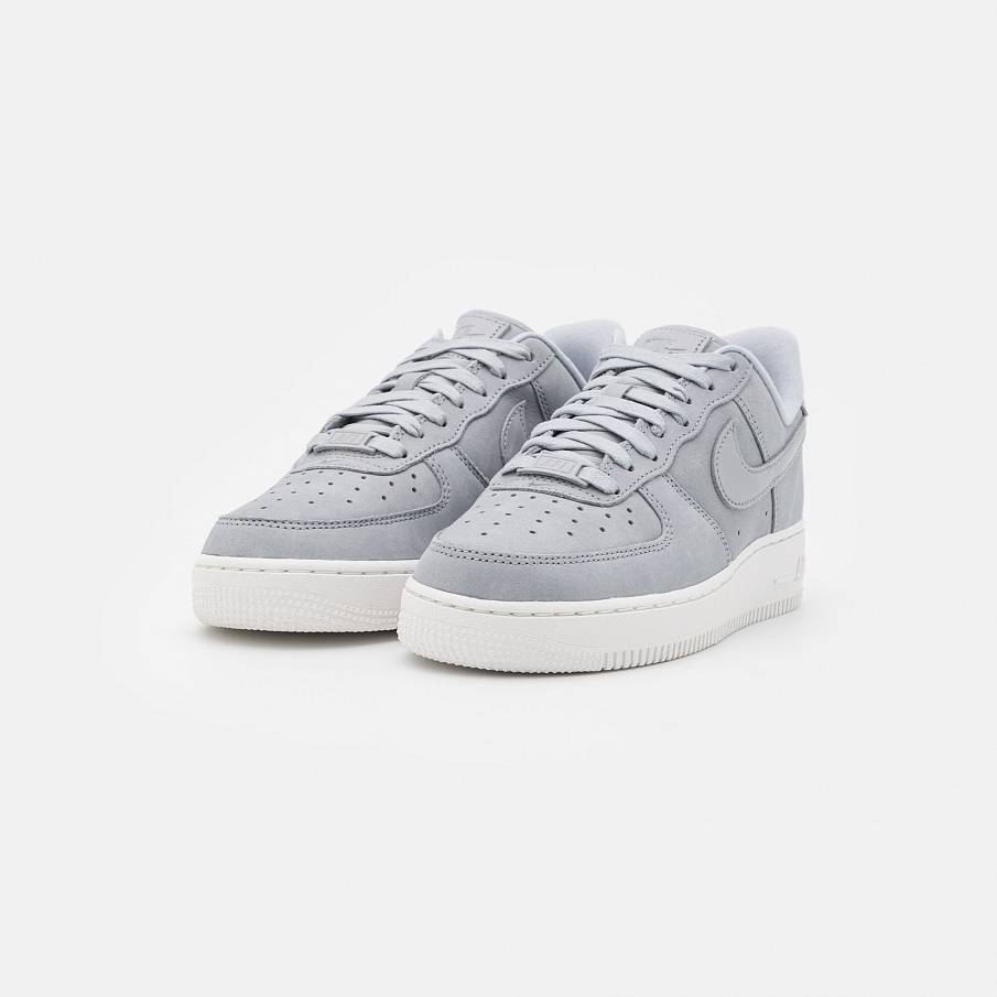 Фото № 2 с приближением к товару «‎Nike Wmns Air Force 1 Prm »