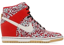 Фото № 1 с приближением к товару «‎Nike Dunk Sky Hi»