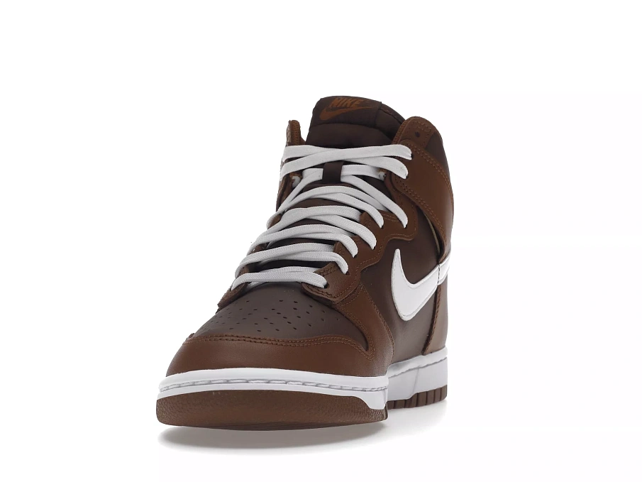 Фото № 3 с приближением к товару «‎Nike Dunk High Chocolate»