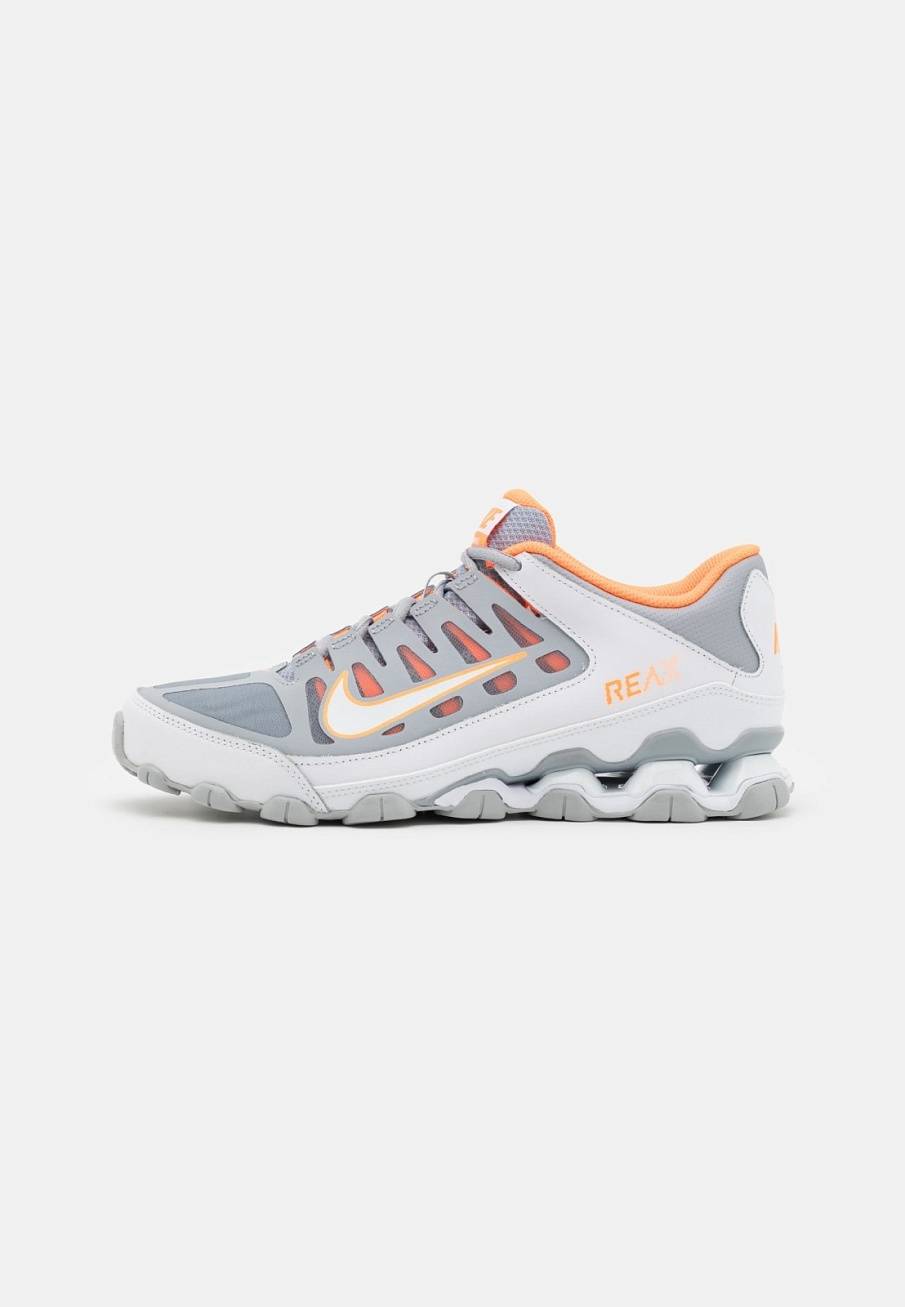 Фото № 1 с приближением к товару «‎Nike Reax 8 TR»