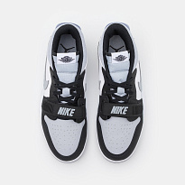 Фото № 4 с приближением к товару «‎Jordan Air Legacy 312 »