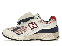 Фото № 3 с приближением к товару «‎New Balance 2002R»