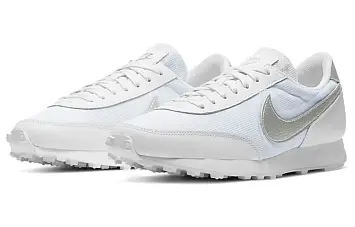 Nike Daybreak Women Of Silver - 4