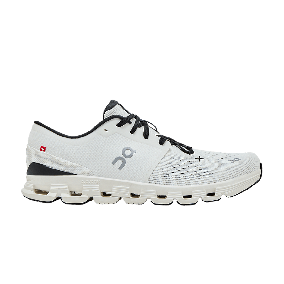 Фото № 1 с приближением к товару «‎ON Cloud X 4 Ivory Black»