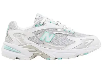 New Balance 725v1
