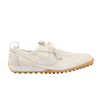Фото № 1 с приближением к товару «‎Jacquemus x Women's Nike Moon Shoe SP Soft Pearl»