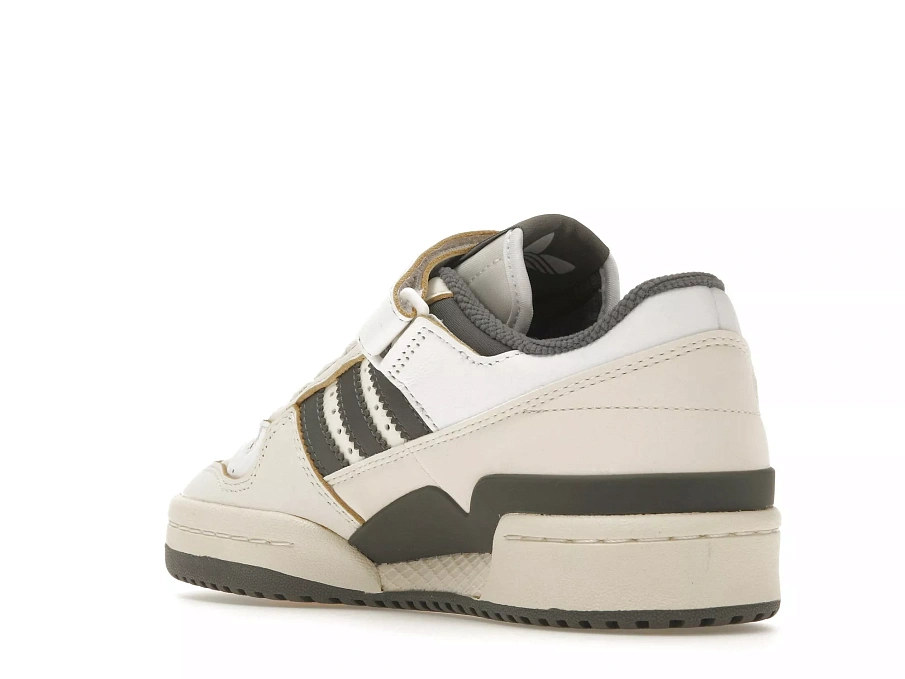 Фото № 4 с приближением к товару «‎adidas Forum 84 Low Off White Silver Pebble »