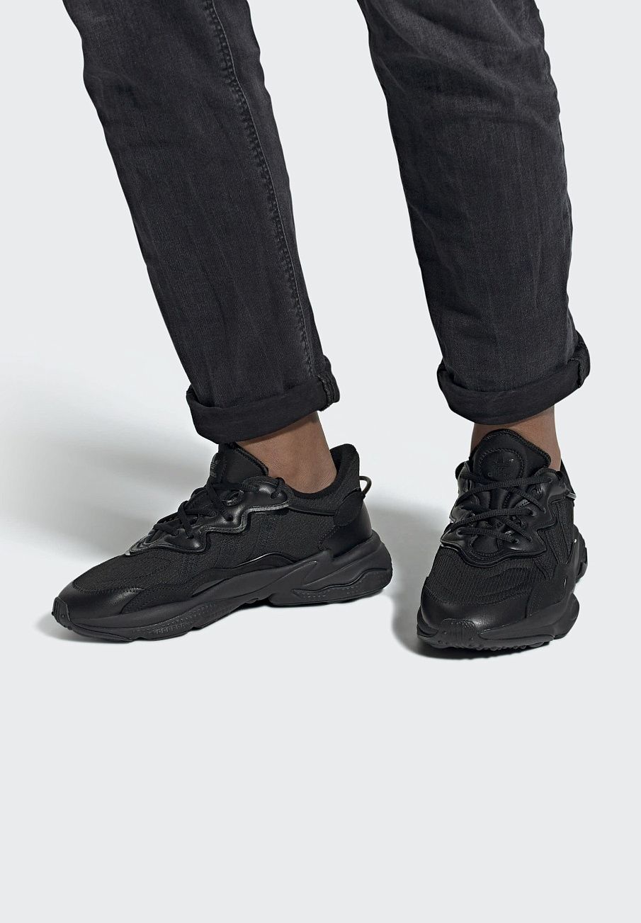 Фото № 2 с приближением к товару «‎Adidas Ozweego »