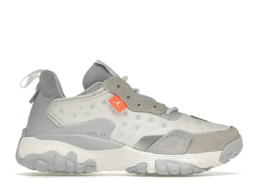 Фото № 1 с приближением к товару «‎Jordan Delta 2 White Total Orange Aura»