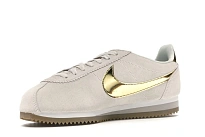 Фото № 2 с приближением к товару «‎Nike Classic Cortez Phantom Metallic Gold »